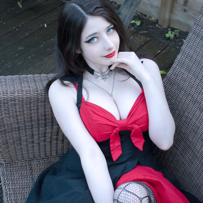 Red and Black Casual by Mikomi Hokina